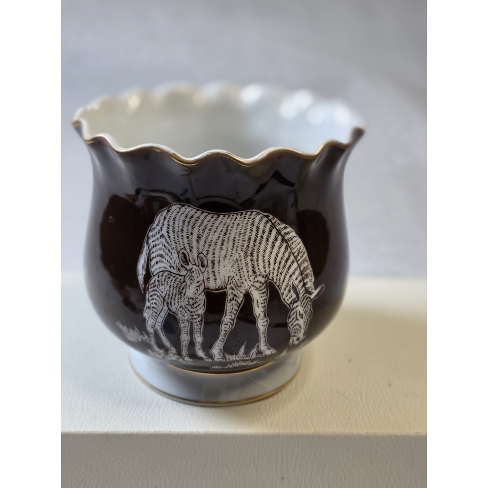 SAFARI BY SHAFFORD ZEBRA & CALF SCALLOPED BROWN VASE 22KT GOLD TRIM-5 1/8"X5"